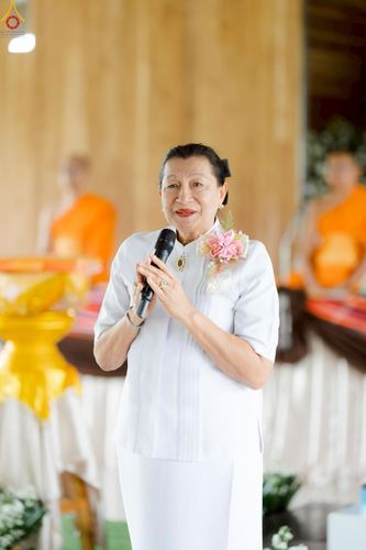 ภาพ No.234317:พิธีมุทิตาสักการะ "พระสิริรัตนเมธี" เจ้าคณะจังหวัดเลย ,พิธีถวายไทยธรรม ๙ วัด และพิธีทอดผ้าป่าเพื่อสร้างทุกสิ่ง  ในวาระทำบุญครบรอบ ๑๐ ปี ณ ศูนย์ปฏิบัติธรรมแก้วภูเรือ อ.ภูเรือ จ.เลย