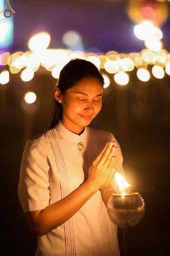 ภาพ No.77298:พิธีจุดมาฆประทีป ในวันมาฆบูชา อาทิตย์ต้นเดือนที่ 6 มีนาคม พ.ศ. 2566 ณ วัดพระธรรมกาย อ.คลองหลวง จ.ปทุมธานี