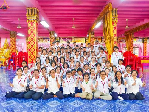 ภาพ No.117056:V.16 เป็นทีม การเตรียมงาน เก็บงาน การรับบุญของเจ้าหน้าที่หน่วยงานต่างๆ เพื่อโครงการธรรมยาตรา กตัญญูบูชามหาปูชนียาจารย์ พระมงคลเทพมุนี (สด จนฺทสโร) พระผู้ปราบมาร อนุสรณ์สถาน 7 แห่ง ปีที่ 12 ระหว่างวันที่ 2 - 31 มกราคม พ.ศ. 2567