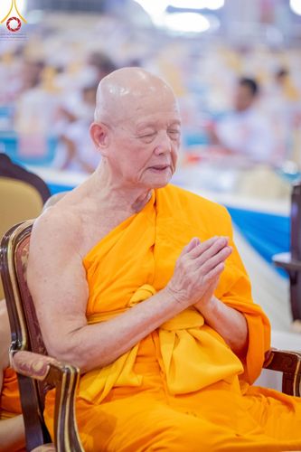 ภาพ No.60421:การต้อนรับพระสังฆาธิการ 10,000 กว่าวัดทั่วประเทศ พิธีมอบปัจจัยช่วยเหลือครู 4 จังหวัดชายแดนภาคใต้ พิธีปฏิบัติธรรม ในวันคุ้มครองโลก วันจันทร์ที่ 22 เมษายน พ.ศ.2567 ณ วัดพระธรรมกาย จ.ปทุมธานี