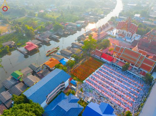 ภาพ No.116144:พิธีตักบาตรพระธรรมยาตรา ณ อนุสรณ์สถานลำดับที่ 4 สถานที่เกิดด้วยกายธรรม วัดโบสถ์(บน) จ.นนทบุรี วันที่ 21 มกราคม พ.ศ. 2567