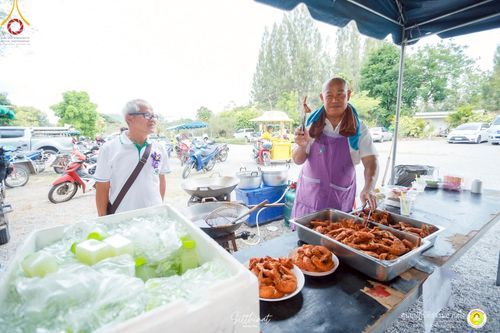 ภาพ No.216057:วันพฤหัสบดีที่ 3 เมษายน พ.ศ. 2568 พิธีบรรพชาสามเณร ภาคฤดูร้อน รุ่นที่ 15  บูชาธรรมหลวงพ่อธัมมชโย 81 ปี 81 รูป ณ ศูนย์ปฏิบัติธรรมสวนผึ้ง จ.ราชบุรี