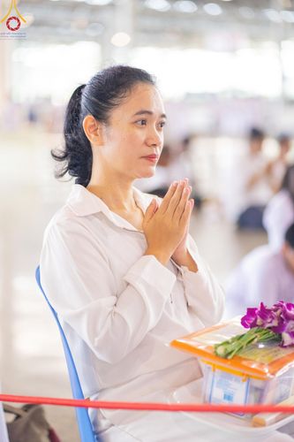 ภาพ No.159033:พิธีตักบาตร ในวันอาทิตย์ต้นเดือน วันที่ 6 ตุลาคม พ.ศ. 2567 ณ สภาธรรมกายสากล วัดพระธรรมกาย