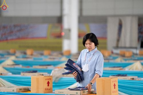 ภาพ No.60935:V.37 ยิ่งกว่าดี เพื่อ 80 ปีของพ่อ ภาพการเตรียมงานของหน่วยงานต่างๆ เพื่อพิธีฉลองอายุวัฒนมงคล 80 ปี หลวงพ่อธัมมชโย และรับถวายมหาสังฆทาน 10,000 กว่าวัดทั่วประเทศ ในวันคุ้มครองโลก วันจันทร์ที่ 22 เมษายน พ.ศ. 2567