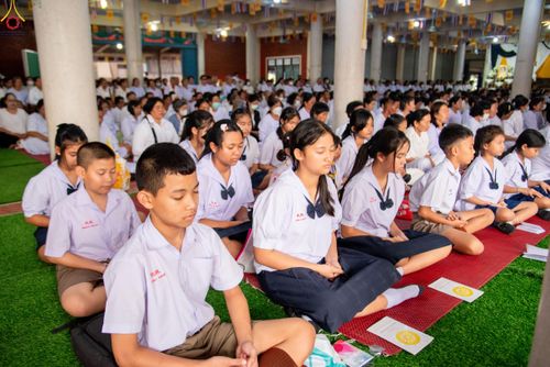 ภาพ No.301263:วันที่ 22 มกราคม พ.ศ. 2569 พิธีทอดผ้าป่าทำนุบำรุงศาสนสถาน ณ วัดใหม่พิบูลย์ผล อ.สองพี่น้อง จ.สุพรรณบุรี ในโครงการธรรมยาตรา กตัญญูบูชา มหาปูชนียาจารย์ พระมงคลเทพมุนี(สด จนฺทสโร) พระผู้ปราบมาร อนุสรณ์สถาน 7 แห่ง ปีที่ 14