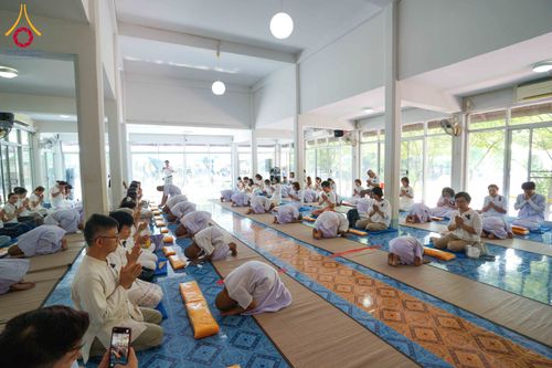 ภาพ No.318899:วันจันทร์ที่ ๖ เมษายน พ.ศ.๒๕๖๙  โครงการบรรพชาสามเณรภาคฤดูร้อน ประจำปี ๒๕๖๙  บูชาธรรม ๘๒ ปี หลวงพ่อธัมมชโย  ณ วัดห้วยตองสัก อำเภอจอมทอง จังหวัดเชียงใหม่