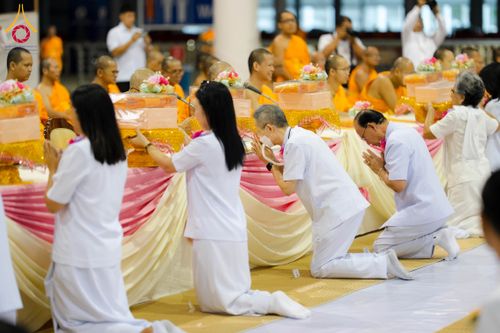 ภาพ No.305325:วันที่ 29 มกราคม พ.ศ. 2569 พิธีถวายภัตตาหารเป็นสังฆทาน แด่พระธรรมยาตรา ณ วัดพระธรรมกาย  จังหวัดปทุมธานี ในโครงการธรรมยาตรา กตัญญูบูชา มหาปูชนียาจารย์ พระมงคลเทพมุนี(สด จนฺทสโร) พระผู้ปราบมาร อนุสรณ์สถาน 7 แห่ง ปีที่ 14