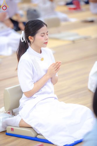 ภาพ No.138842:พิธีถวายกองทุนสนับสนุน การสร้างพระไตรปิฎกฉบับธรรมชัย และอนุรักษ์คัมภีร์ใบลาน น้อมบูชาธรรมหลวงพ่อธัมมชโย 80 ปี ณ ห้องแก้วสารพัดนึก 2 วัดพระธรรมกาย วันเสาร์ที่ 1 มิถุนายน พศ. 2567