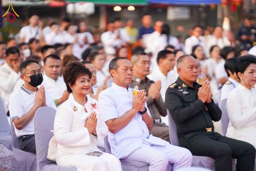 ภาพ No.312758:วันอาทิตย์ที่ 8 มีนาคม พ.ศ.2569 ทำบุญเมืองนครราชสีมา 558 ปี ตักบาตรพระ 10,000 รูป (ภาพชุดที่ 2)