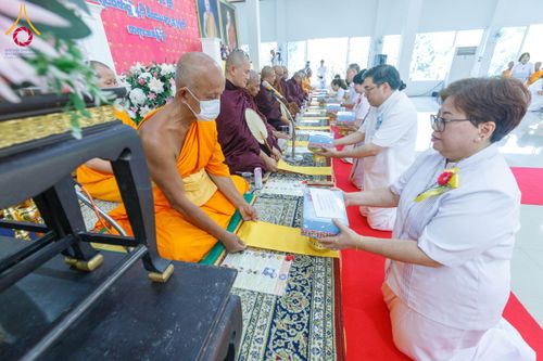 ภาพ No.192458:พิธีทอดผ้าป่าทำนุบำรุงศาสนสถาน ณ วัดศรีเมือง ต.ท่าทราย อ.เมืองสมุทรสาคร จ.สมุทรสาคร ในโครงการธรรมยาตรา กตัญญูบูชา มหาปูชนียาจารย์ พระมงคลเทพมุนี(สด จนฺทสโร) พระผู้ปราบมาร อนุสรณ์สถาน 7 แห่ง ปีที่ 13 วันที่ 9 มกราคม พ.ศ. 2568