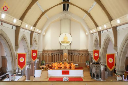 ภาพ No.172210:พิธีทอดกฐิน วัดพระธรรมกายสก็อตแลนด์ บูชาธรรม 80 ปี หลวงพ่อธัมมชโย โดยคณะศิษยานุศิษย์วัดพระธรรมกาย วันที่ 25 ตุลาคม พ.ศ. 2567