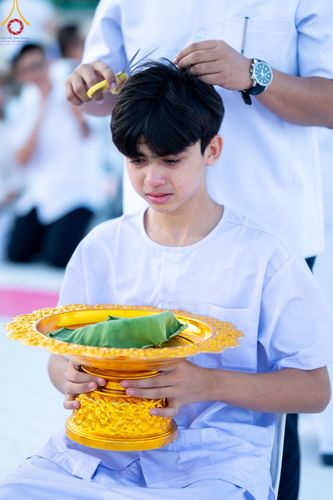 ภาพ No.132690:พิธีปลงผมยุวธรรมทายาท รุ่นที่ 32 มัชฌิมธรรมทายาท รุ่นที่ 28 ณ ลานธรรม วัดพระธรรมกาย วันเสาร์ที่ 30 มีนาคม พ.ศ. 2567
