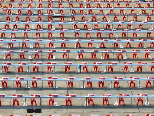 ภาพ No.218981:วันที่ 18-20 เมษายน พ.ศ. 2568 การเตรียมงานในลานธรรม , วิหารคด เพื่องานวันคุ้มครองโลก 22 เมษายน พศ. 2568