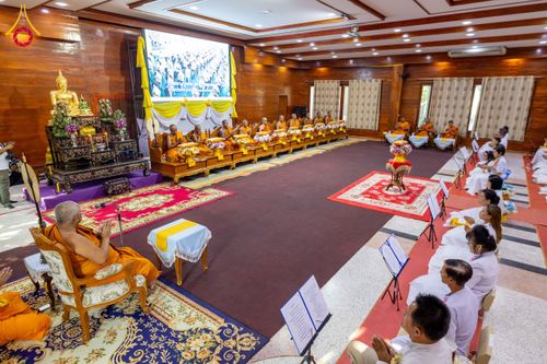 ภาพ No.200065:พิธีทอดผ้าป่าทำนุบำรุงศาสนสถาน ณ วัดบางไผ่นารถ ตำบลบางไทรป่า อำเภอบางเลน จังหวัดนครปฐม ในโครงการธรรมยาตรา กตัญญูบูชา มหาปูชนียาจารย์ พระมงคลเทพมุนี(สด จนฺทสโร) พระผู้ปราบมาร อนุสรณ์สถาน 7 แห่ง ปีที่ 13 วันที่ 22 มกราคม พ.ศ. 2568