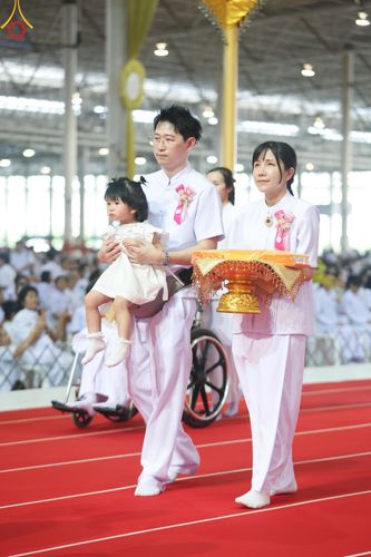 ภาพ No.167743:พิธีทอดกฐิน และ พิธีกรานกฐิน ในวันอาทิตย์ที่ 3 พฤศจิกายน พ.ศ. 2567 ณ วัดพระธรรมกาย จ.ปทุมธานี