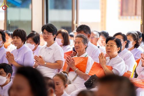 ภาพ No.196755:พิธีทอดผ้าป่าทำนุบำรุงศาสนสถาน ณ วัดสิงห์ ต.บางคูเวียง อ.บางกรวย จ.นนทบุรี ในโครงการธรรมยาตรา กตัญญูบูชา มหาปูชนียาจารย์ พระมงคลเทพมุนี(สด จนฺทสโร) พระผู้ปราบมาร อนุสรณ์สถาน 7 แห่ง ปีที่ 13 วันที่ 17 มกราคม พ.ศ. 2568