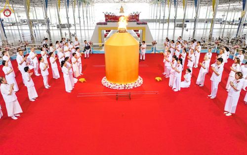 ภาพ No.149185:พิธีจุดเทียนใจ ไฟนิรันดร์ อนันตชัย วันอาทิตย์ที่ 18 สิงหาคม พ.ศ. 2567 วัดพระธรรมกาย จ. ปทุมธานี