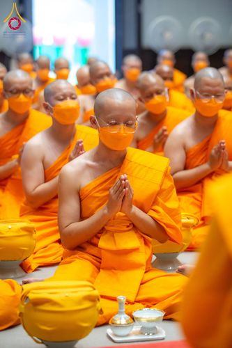 ภาพ No.62153:พิธีอุปสมบทในโครงการอุปสมบทหมู่ บูชาธรรมหลวงพ่อธัมมชโย พ.ศ.2567 ณ อุโบสถ วัดพระธรรมกาย จ.ปทุมธานี วันที่ 13-15 เมษายน พ.ศ. 2567