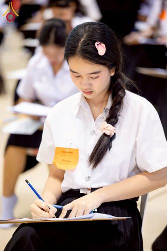 ภาพ No.273375:วันที่ 23 พฤศจิกายน พ.ศ. 2568 การสอบตอบปัญหาธรรมะ ทางก้าวหน้า "ระดับอุดมศึกษา" ณ ห้องแก้วสารพัดนึก 1 สภาธรรมกายสากล วัดพระธรรมกาย จ.ปทุมธานี