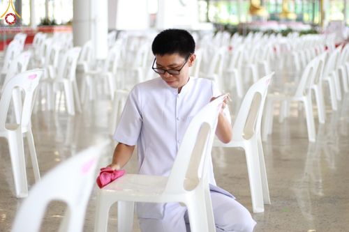 ภาพ No.134615:V.35 เพื่อบุญต้นเดือน การรับบุญของเจ้าหน้าที่หน่วยงานต่างๆ เพื่องานบุญวันอาทิตย์ต้นเดือน ณ วัดพระธรรมกาย วันที่ 7 เมษายน พ.ศ. 2567