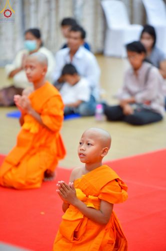 ภาพ No.216533:วันอังคารที่ 8 เม.ย. พ.ศ. 2568 พิธีบรรพชาสามเณร ณ ศูนย์ปฏิบัติธรรมเขาคิชฌกูฏ จันทบุรี