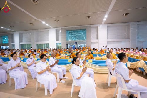 ภาพ No.185293:พิธีถวายมหาสังฆทาน 1,000 วัด ในวาระอายุวัฒนมงคล 84 ปี หลวงพ่อทัตตชีโว วันอาทิตย์ที่ 22 ธันวาคม พ.ศ. 2567 ณ สภาธรรมกายสากล วัดพระธรรมกาย