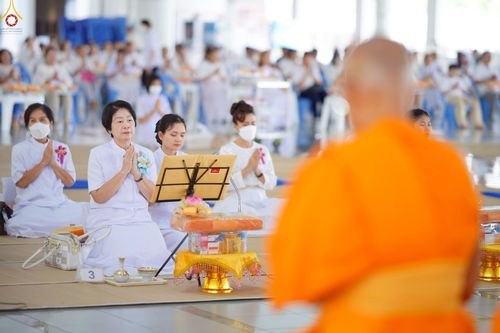 ภาพ No.230462:วันที่ 28 มิถุนายน พ.ศ. 2568 พิธีถวายภัตตาหารเมนูสวรรค์ เพื่อการบรรลุธรรม ณ หอฉันคุณยายอาจารย์ฯ วัดพระธรรมกาย