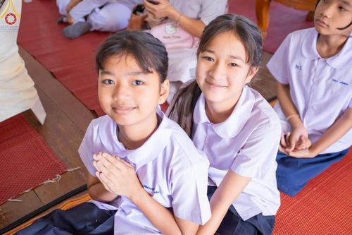 ภาพ No.200421:พิธีทอดผ้าป่าทำนุบำรุงศาสนสถาน ณ วัดผาสุการาม ตำบลบางไทรป่า อำเภอบางเลน จังหวัดนครปฐม ในโครงการธรรมยาตรา กตัญญูบูชา มหาปูชนียาจารย์ พระมงคลเทพมุนี(สด จนฺทสโร) พระผู้ปราบมาร อนุสรณ์สถาน 7 แห่ง ปีที่ 13 วันที่ 22 มกราคม พ.ศ. 2568