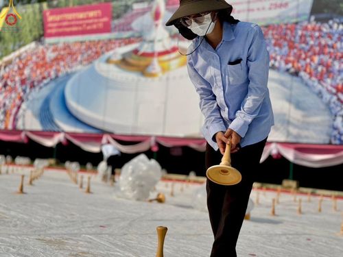 ภาพ No.109376:V.7 พลังใจ การเตรียมงาน เก็บงาน การรับบุญของเจ้าหน้าที่หน่วยงานต่างๆ เพื่อโครงการธรรมยาตรา กตัญญูบูชามหาปูชนียาจารย์ พระมงคลเทพมุนี (สด จนฺทสโร) พระผู้ปราบมาร อนุสรณ์สถาน 7 แห่ง ปีที่ 12 ระหว่างวันที่ 2 - 31 มกราคม พ.ศ.2567