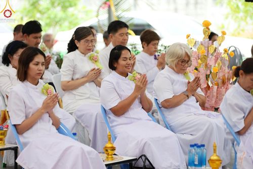 ภาพ No.94715:พิธีทอดกฐินสามัคคี สร้างกุฏิสงฆ์หลังแรก ณ ศูนย์ปฏิบัติธรรมและอบรมเยาวชนเมืองยะลา (ถนนเวฬุวัน ซอยเศรษฐี) วันที่ 15 พฤศจิกายน พ.ศ. 2566