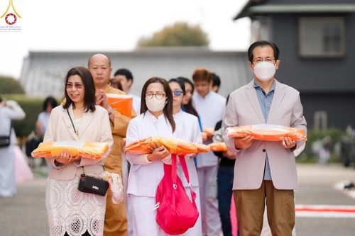 ภาพ No.133060:พิธีทอดผ้าป่าสามัคคีฉลองครบ 13 ปี วัดพระธรรมกายไอจิ แด่คณะพระภิกษุสงฆ์ 12 วัด ศูนย์สาขาทั่วภาคพื้นญี่ปุ่น วันที่ 31 มีนาคม พ.ศ. 2567