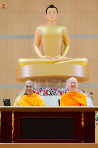 ภาพ No.242281:วันที่ ๒๙ - ๓๑ สิงหาคม พ.ศ. ๒๕๖๘ สัมมนารวมใจผู้นำบุญ บูชาธรรม ๘๑ ปี  หลวงพ่อธัมมชโย รุ่นที่ ๒ กฐินสามัคคีทั่วไทย ๓๐,๐๐๐ วัด โครงการอุปสมบทบูชาธรรมมหาปูชนียาจารย์  ๓,๐๐๐ รูป