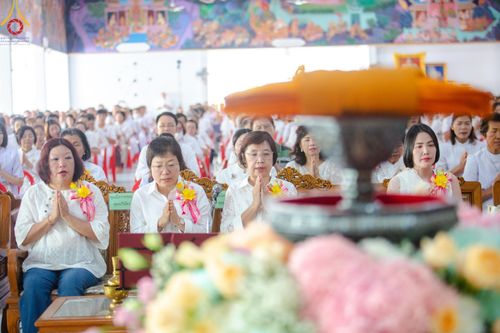 ภาพ No.162770:โครงการกฐินสามัคคีทั่วไทย 30,000 วัด บูชาธรรม 80 ปี หลวงพ่อธัมมชโย โดย คณะศิษยานุศิษย์วัดพระธรรมกาย ณ วัดโบสถ์บน จ.นนทบุรี วันที่ 19 ตุลาคม พ.ศ. 2567