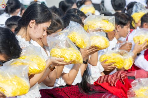 ภาพ No.299338:วันที่ 18 มกราคม พ.ศ. 2569 พิธีต้อนรับพระธรรมยาตรา ณ อนุสรณ์สถานลำดับที่ 5 สถานที่เผยแผ่วิชชาธรรมกายครั้งแรก อนุสรณ์สถานบางปลา วัดบางปลา อำเภอบางเลน จังหวัดนครปฐม ในโครงการธรรมยาตรา กตัญญูบูชา มหาปูชนียาจารย์ พระมงคลเทพมุนี(สด จนฺทสโร) พระผู้ปราบมาร อนุส