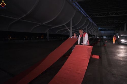 ภาพ No.295935:ภาพเบื้องหลังอาสาสมัครรวมใจ ชุดที่ 1 ในโครงการธรรมยาตรา กตัญญูบูชา มหาปูชนียาจารย์ พระมงคลเทพมุนี(สด จนฺทสโร) พระผู้ปราบมาร อนุสรณ์สถาน 7 แห่ง ปีที่ 14