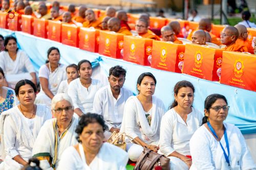 ภาพ No.321689:วันที่ 12 เมษายน พ.ศ.2569 วัดพระธรรมกาย ร่วมกับพุทธสภาแห่งอินเดีย ถวายมหาสังฆทาน 135 วัด ดร.ภีมราว รามชี อัมเบดการ์ (Dr. B.R. Ambedkar) รัฐบุรุษผู้ฟื้นฟูพระพุทธศาสนา ณ วัดพุทธสันติวันธรรมชัย เมืองนาคปูร์ รัฐมหาราษฏระ สาธารณรัฐอินเดีย