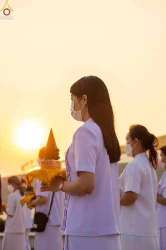 ภาพ No.79721:พิธีเวียนประทักษิณ ณ พระมหาธรรมกายเจดีย์ และพิธีวันทาเจดีย์ ในโครงการบรรพชาสามเณรฟื้นฟูพระพุทธศาสนาทั่วไทย วันเสาร์ที่ 8 เมษายน พ.ศ.2566