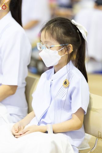 ภาพ No.84455:พิธีถวายผ้าอาบน้ำฝนและประทีปโคมไฟ ในวันอาสาฬหบูชา ณ ห้องแก้วสารพัดนึก 1 วัดพระธรรมกาย วันอังคารที่ 1 สิงหาคม พ.ศ. 2566