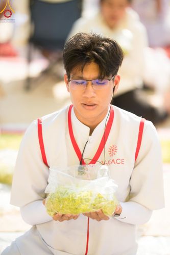 ภาพ No.198858:V.50 สารพัดV สารพัดดี ที่ธรรมยาตรา ในโครงการธรรมยาตรา กตัญญูบูชา มหาปูชนียาจารย์ พระมงคลเทพมุนี(สด จนฺทสโร) พระผู้ปราบมาร อนุสรณ์สถาน 7 แห่ง ปีที่ 13 ระหว่างวันที่ 2-31 มกราคม พ.ศ. 2568