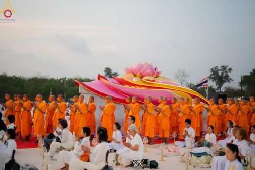 ภาพ No.129481:พิธีประดิษฐานพระบรมสารีริกธาตุ ณ มหารัตนะเจดีย์สิริปทุมสวรรค์ ศูนย์ปฏิบัติธรรมภาคใต้ อ.บางกล่ำ จ.สงขลา วันที่ 10 มีนาคม พ.ศ.2567