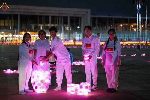 ภาพ No.150718:V.44 เพื่อพ่อ ภาพเตรียมงาน ปฎิบัติงาน ของเจ้าหน้าที่ อาสาสมัคร ทุกสถานะ เพื่อความสำเร็จ ในงานวันธรรมชัย วันอังคารที่ 27 สิงหาคม พ.ศ. 2567