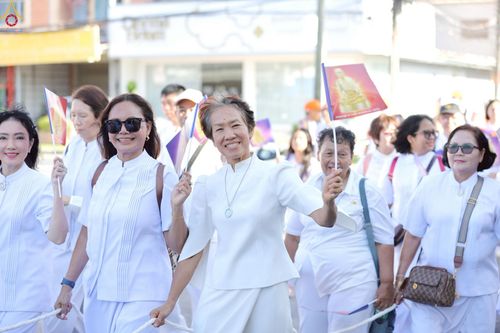 ภาพ No.248855:วันที่ 20 กันยายน พ.ศ. 2568 พิธีอัญเชิญรูปหล่อหลวงปู่วัดปากน้ำ ภาษีเจริญ จากวัดมงคลนิมิตร พระอารามหลวง เพื่อประดิษฐาน ณ วิหารพระมงคลเทพมุนี (สด จนฺทสโร)  ศูนย์ปฏิบัติธรรมภูเก็ต จ.ภูเก็ต