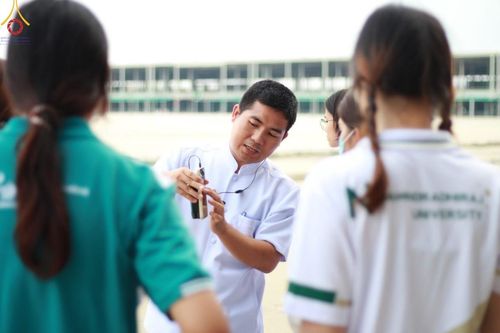 ภาพ No.138164:V.42 ก่อน กลาง เก็บ บุญวันวิสาขบูชา การเตรียมงาน การปฏิบัติงาน และการเก็บงาน ของเจ้าหน้าที่หน่วยงานต่างๆ วันวิสาขบูชา พุธที่ 22 พฤษภาคม พ.ศ. 2567