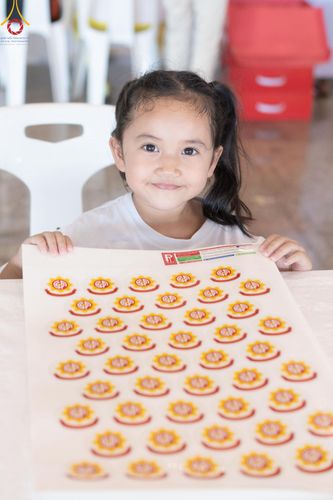 ภาพ No.212161:วันจันทร์ที่ 17 มีนาคม พ.ศ. 2568 บุญบรรจุกล่องไทยธรรม เพื่อถวายแด่พระสังฆาธิการ 40,000 กว่าวัดทั่วไทย ในวันคุ้มครองโลก 22 เมษายน พ.ศ. 2568 ณ บ้านแก้วเรือนทองคุณยายฯ วัดพระธรรมกาย