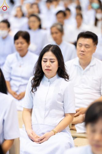 ภาพ No.137293:พิธีตักบาตร และปฏิบัติธรรม ในวันวิสาขบูชา วันพุธที่ 22 พฤษภาคม พ.ศ. 2567 ( วันพระขึ้น15 ค่ำ เดือน 6 ) ณ วัดพระธรรมกาย จ.ปทุมธานี