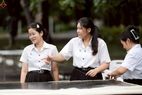 ภาพ No.243185:วันพฤหัสบดีที่ 4 กันยายน พ.ศ. 2568 เวลา 07.00-08.15 น. มหาวิทยาลัยเกษตรศาสตร์ กำแพงแสน ร่วมทำบุญตักบาตร Freshy KU85 พระสงฆ์ 85 รูป