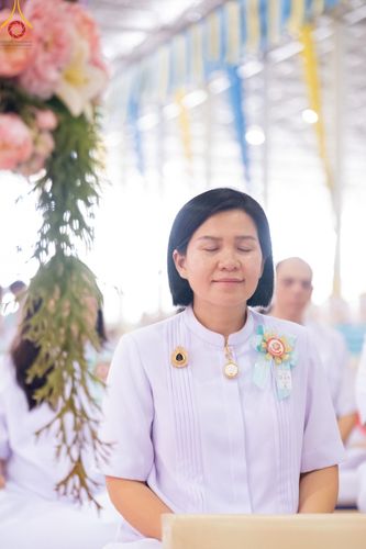 ภาพ No.60443:การต้อนรับพระสังฆาธิการ 10,000 กว่าวัดทั่วประเทศ พิธีมอบปัจจัยช่วยเหลือครู 4 จังหวัดชายแดนภาคใต้ พิธีปฏิบัติธรรม ในวันคุ้มครองโลก วันจันทร์ที่ 22 เมษายน พ.ศ.2567 ณ วัดพระธรรมกาย จ.ปทุมธานี