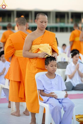 ภาพ No.132775:พิธีปลงผมยุวธรรมทายาท รุ่นที่ 32 มัชฌิมธรรมทายาท รุ่นที่ 28 ณ ลานธรรม วัดพระธรรมกาย วันเสาร์ที่ 30 มีนาคม พ.ศ. 2567