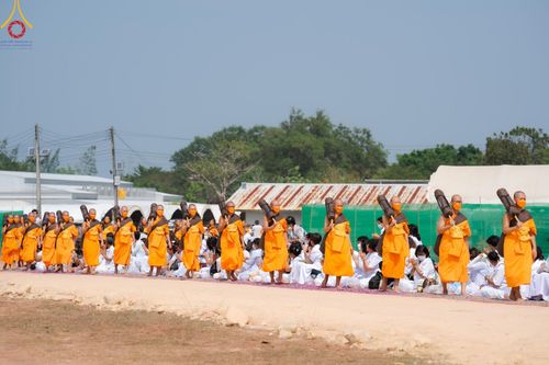ภาพ No.129129:พระธรรมยาตราเดินธรรมยาตรา ณ ชุมชนรอบศูนย์ปฏิบัติธรรมภาคใต้ อ.บางกล่ำ จ.สงขลา วันที่ 10 มีนาคม พ.ศ. 2567