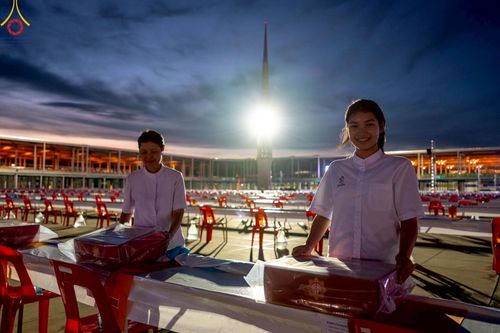 ภาพ No.219200:วันที่ 19-21 เมษายน พ.ศ. 2568 การเตรียมงานในลานธรรม , วิหารคด เพื่องานวันคุ้มครองโลก 22 เมษายน พ.ศ. 2568